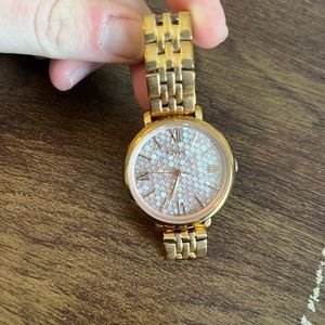 Fossil gold watch gently used